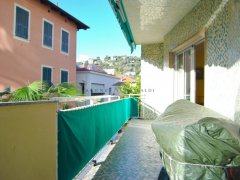 Family Apartment with Large Terrace in the Centre of Bordighera - 2