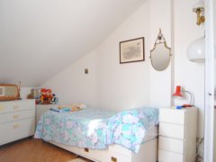 Two bedroom Apartment with Garden and Garage - 9