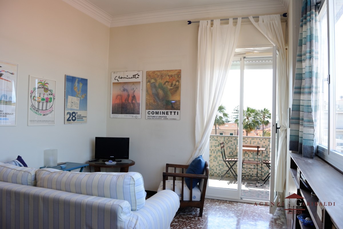 Appartamento BORDIGHERA vendita  Bordighera  Agenzia Immobiliare Garibaldi