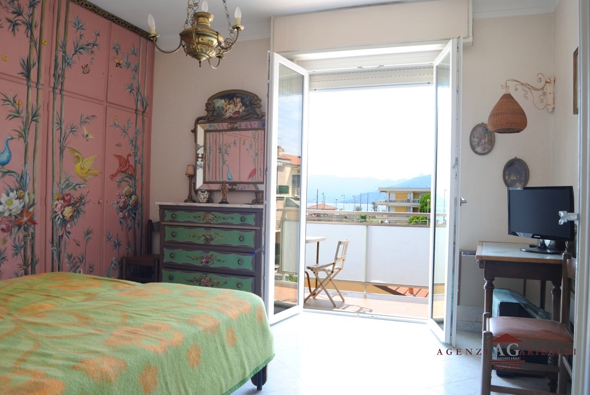 Appartamento BORDIGHERA vendita  Bordighera  Agenzia Immobiliare Garibaldi