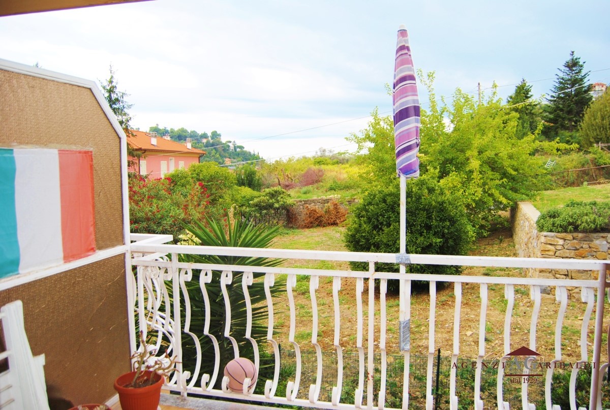 Appartamento BORDIGHERA vendita  Bordighera  Agenzia Immobiliare Garibaldi