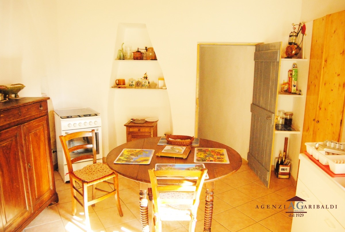 Rustico - Cascina VENTIMIGLIA vendita  Verrandi  Agenzia Immobiliare Garibaldi